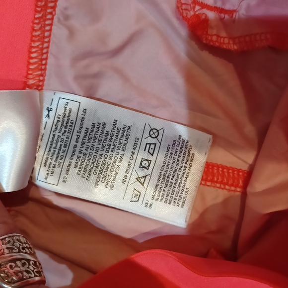 Gorgeous Adidas Stella Sport Shorts - Picture 7 of 9